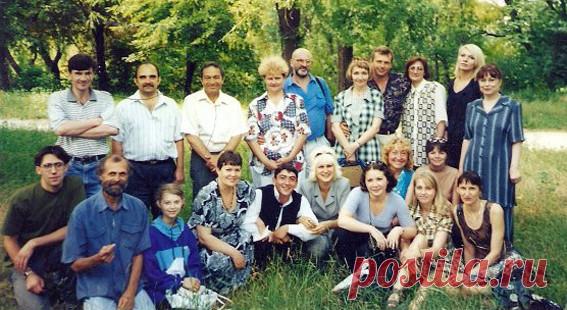 Информация о злокачественных опухолях | Terra-Altair Андрей Старовойтов. В 1994 году Андрей впервые встретился с группой людей, под руководством Светланы Станиславовны Сушкевич, чьи интересы были сосредоточены в области развития эзотерических знаний. Их усилия были направлены на познание того Мира, который преодолевает в своей основе наш мир, заключенный во временные и пространственные рамки.