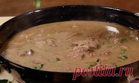 Куриная печень по-чешски: чехи научились ее готовить так, что она становится мягкая как паштет.