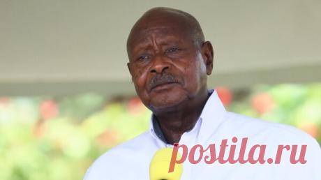 Президент Уганды предложил России сотрудничество в производстве спутников