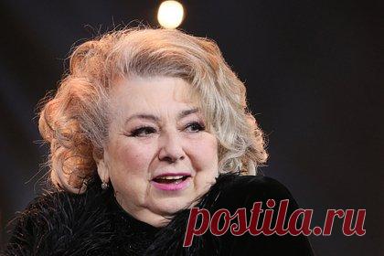 Тарасова оценила желание российских фигуристов сменить спортивное гражданство. Заслуженный тренер СССР Татьяна Тарасова оценила желание российских фигуристов Аннабель Морозов и Игоря Еременко сменить спортивное гражданство и выступать за Францию. «Я слышала, что они хотят перейти. Им давно нужно было это сделать. Но жалко терять такую пару», — отметила специалист.