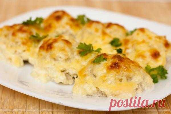 Куриные шарики в сырно-сливочном соусе
