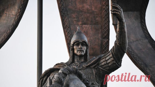 В Петербурге отпраздновали 300-летие перенесения мощей Александра Невского. 12 сентября в Санкт-Петербурге состоялся многотысячный крестный ход в честь 300-летия перенесения мощей святого благоверного князя Александра Невского из Владимира в город на Неве. Как подчеркнул учредитель Tsargrad.tv Константин Малофеев, ...