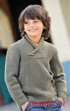 Пуловер цвета хаки