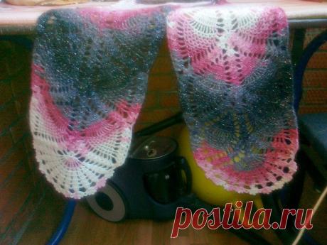 Сказка от спиц и крючка. Вязание крючком и спицами.: Шарфик &quot;Ананасами&quot;.