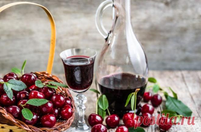 Как сделать вишневую наливку в домашних условиях: 3 простых рецепта