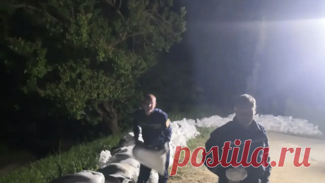 Два населенных пункта в Краснодарском крае эвакуируют из-за разлива Кубани. В Краснодарском крае жители хутора Урма и села Гвардейского готовятся к эвакуации из-за разлива реки Кубань. Об этом сообщила администрация Крымского района на своем официальном сайте. На территории четырех сельских поселений — ...