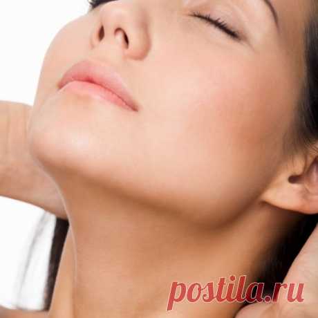 10 секретов камуфляжа для увядающей шеи
