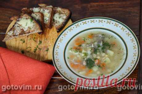 Гороховый суп с копчеными ребрышками и сырными гренками. Рецепт с фото / Готовим.РУ