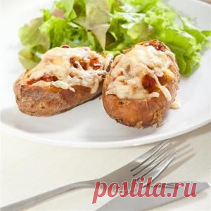 Картофель с овощами под сырной корочкой - Еда - msn