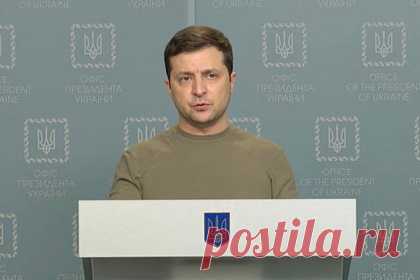Во Франции пообещали обеспечить безопасность Зеленского. Французские власти готовы обеспечить безопасность президента Украины Владимира Зеленского в случае, если возникнет такая необходимость. Об этом заявил глава МИД Франции Жан-Ив Ле Дриан. «Мы готовы принять необходимые меры, если это потребуется», — пообещал министр в пятницу, 25 февраля.