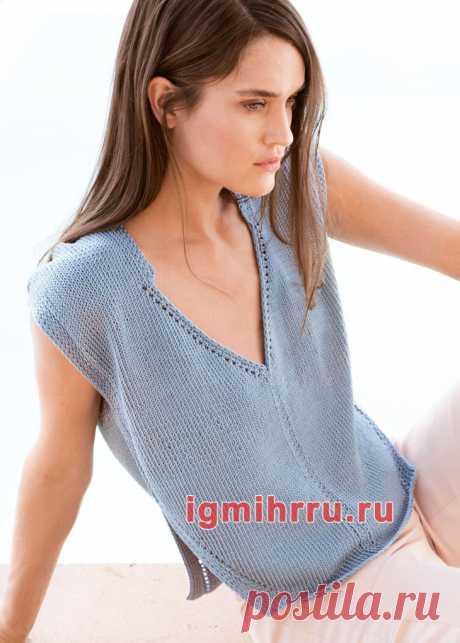 Серо-голубой летний топ с узкими дорожками из снятых петель. Вязание спицами