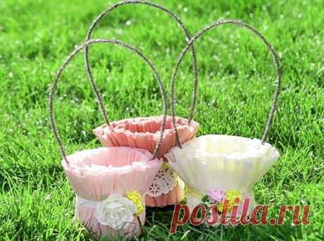 Как сделать корзинку из одноразового стаканчика своими руками | 33 Поделки Если вы когда-нибудь задавались вопросом, что можно сделать из одноразовых стаканчиков, этот пошаговый мастер-класс придется вам по вкусу. Мы будем делать своими руками корзинки из стаканчиков, в