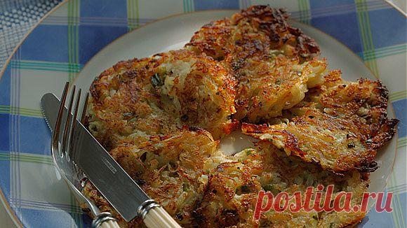 РЕЦЕПТ: КАРТОФЕЛЬНЫЕ ОЛАДЬИ С ЯБЛОКАМИ, ПО-ШВЕЙЦАРСКИ