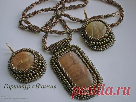 Гарнитур &quot;Любимые ароматы.Yohji Yamamoto &quot; | biser.info - всё о бисере и бисерном творчестве