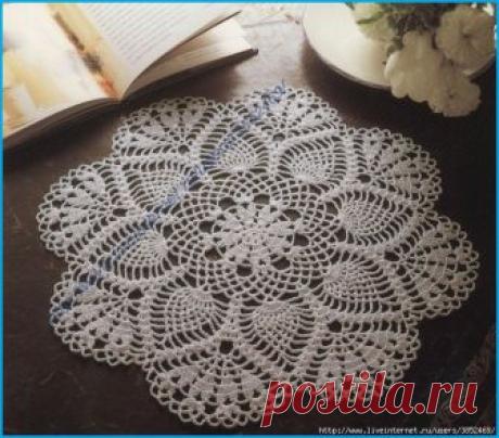 Круглая салфетка - диаметр 34 см