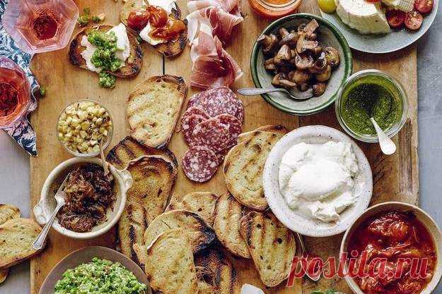 Как приготовить идеальную брускетту: 8 крутых рецептов - KitchenMag.ru