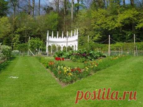 Painswick Rococo Garden | Фенхель и папоротника