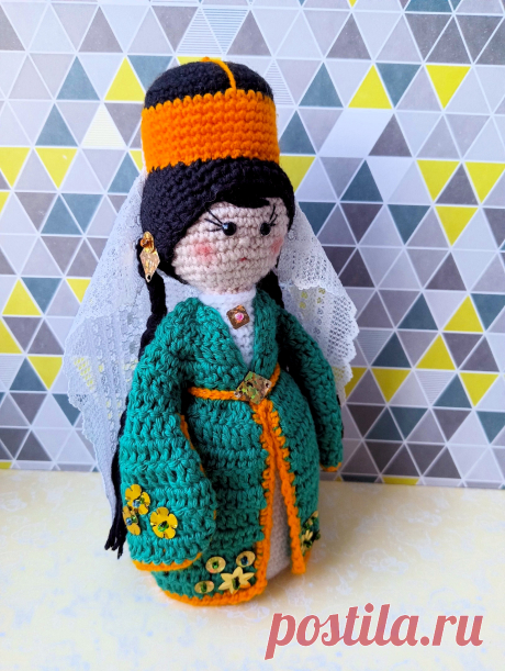 PDF Адыгеечка Замира крючком. FREE crochet pattern; Аmigurumi toy patterns. Амигуруми схемы и описания на русском. Вязаные игрушки и поделки своими руками #amimore - кукла в адыгейском национальном костюме, куколка девочки из обычной пряжи, кукла в красивом наряде.