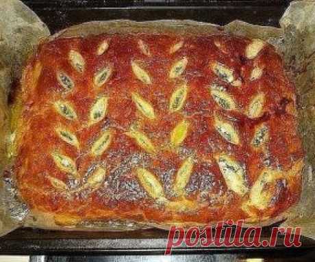 5 ВКУСНЕЙШИХ ПИРОГОВ
1.Рыба в тесте "Просто как в песне"
2.Очень простой заливной пирог для любой несладкой начинки
3.Плетенка с творожной начинкой
4.Рыбный пирог на скорую руку 
5.Сладкий пирог из яблок"Красавчик"
Всем хорошего настроения! Ставь КЛАСС и вступайте в нашу группу.
1.Рыба в тесте "Просто как в песне"
Ингредиенты: 
горбуша (килограмма на полтора) 
масло сливочное - 250 гр.
тесто готовое слоеное - 1 упаковка (в этот раз у меня оказалось дрожжевое) 
укроп и петрушка
сок одного лимона