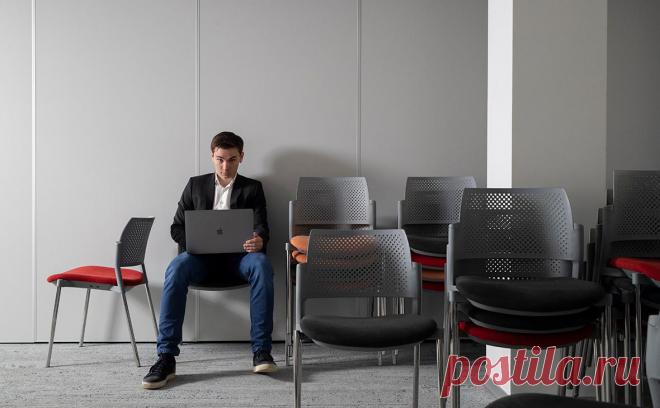 BRIEF объявил о роспуске редакции после признания иноагентом. Проект покинули главред Владимир Дергачев, его заместитель Екатерина Винокурова и шеф-редактор Глеб Шкитин, администрация канала заявила «о невозможности дальнейшего сотрудничества в текущих условиях»