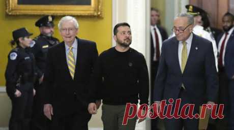 Foreign Policy: приезд Зеленского в США усугубил ситуацию для Киева. Визит Владимира Зеленского в Вашингтон только усугубил положение Украины, говорится в статье Foreign Policy. Читать далее