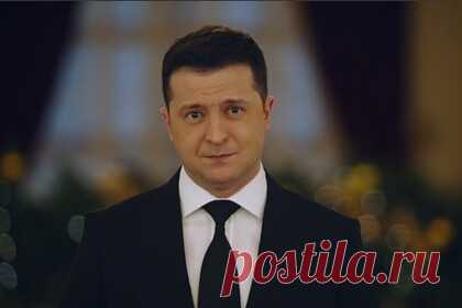 Зеленский назвал своей главной целью завершение конфликта в Донбассе. Президент Украины Владимир Зеленский назвал своей главной целью завершение войны в Донбассе. По словам Зеленского, линия разграничения в Донбассе исчезнет в реальности, когда ее удастся убрать в головах украинцев. Он также заявил, что Украину не пугает ни одна армия на украинской границе.