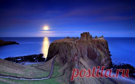 Тщательно охраняйте внутри себя это сокровище — доброту. Умейте дарить без колебаний, терять без сожаления, приобретать без скупости.

Жорж Санд