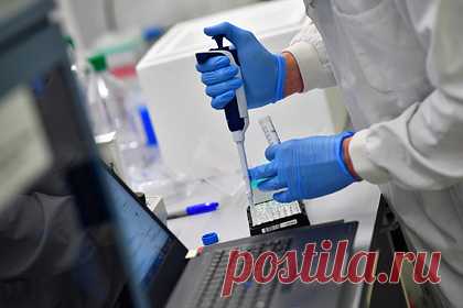 Иммунолог оценил версию о занесении коронавируса с полуфабрикатами. Врач-иммунолог Николай Крючков заявил, что версия о появлении коронавируса в Ухане из полуфабрикатов, поставленных из ЕС и США малореалистична — среда, в которой перевозятся продукты, некомфортна для COVID-19. По его мнению, заявление Китая — не больше чем внешнеполитическая игра между страной и Штатами.