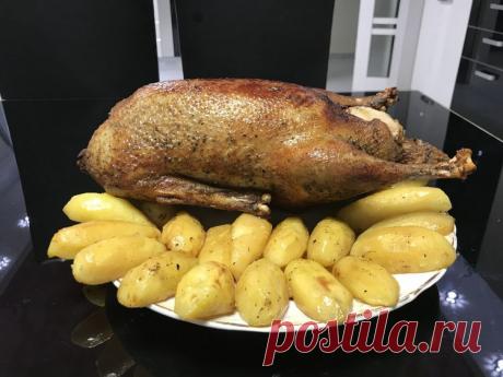 Рождественская утка с яблоками и картофелем - Простые рецепты Овкусе.ру