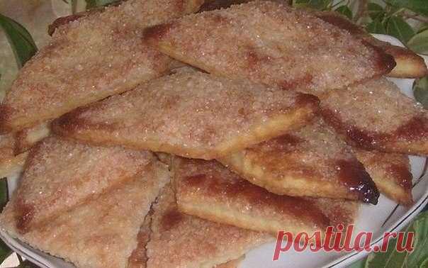 Как приготовить простое в приготовлении и очень вкусное, хрустящее печенье