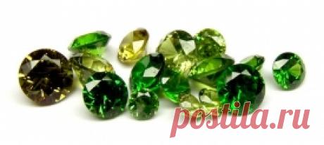 Хризолит - оберег домашнего очага