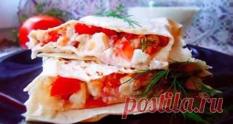 Лаваш с помидорами и сыром, просто и вкусно!