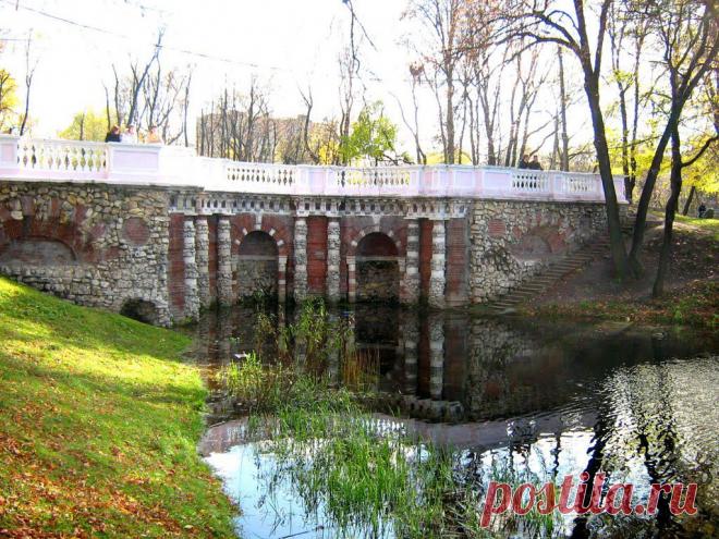 Мы с вами увидим  Дворцовый мост, Лефортовский парк