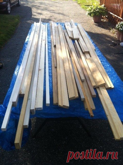 Объемная картина из брусков и деревянных планок