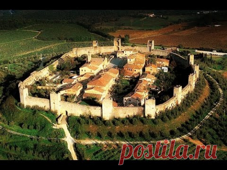MONTERIGGIONI Borgo Medioevale - Medieval village Tuscany - HD
