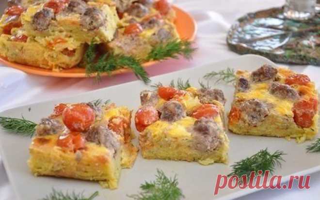Картофельная запеканка с нежными мясными шариками ·