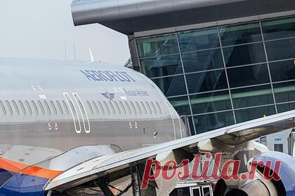 «Аэрофлот» объявил новогодний розыгрыш бесплатных авиабилетов. Российская авиакомпания «Аэрофлот» объявила традиционный розыгрыш сертификатов на бесплатные авиабилеты в любую точку маршрутной сети туда и обратно. Как уточнили в пресс-службе авиаперевозчика, лотерея пройдет на тех рейсах, которые отправятся 31 декабря 2021 года, а в полночь будут находиться в воздухе.