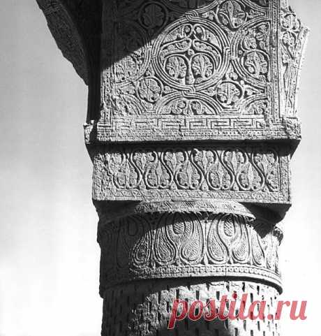 Interior detail showing decoration on northeast face of column, capital, impost and arch soffit | Archnet