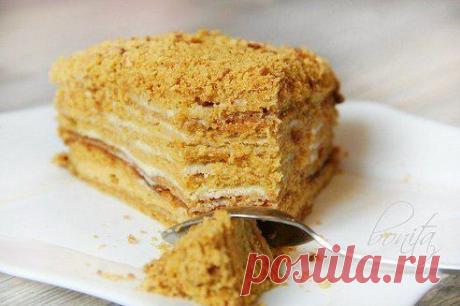 Карамельный медовик Шедевр подробно о рецепте можете узнать в источникe: шеф-повар Одноклассники, по ссылке  https://ok.ru/recipeshome
Рекомендуем посмотреть!!! Приятного аппетитa

Дорогие кулинары! Чтобы не потерять рецепт, жмите &quot;Класс!&quot;, а потом &quot;поделиться&quot;. Рецепт будет на вашей 
стене В Одноклассники. Всё ОК!