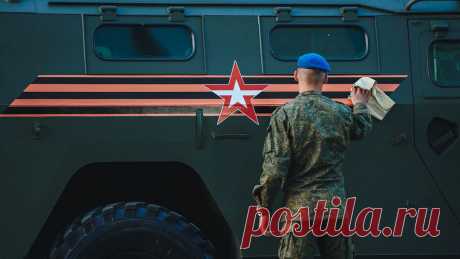 В Пермском крае проведут военный парад в честь Дня Победы. Военный парад в честь Дня Победы пройдет в Пермском крае в традиционном формате, рассказал губернатор региона Дмитрий Махонин. Его слова передает РИА Новости. Глава субъекта 2 мая принял участие в заседании краевого организационного ...