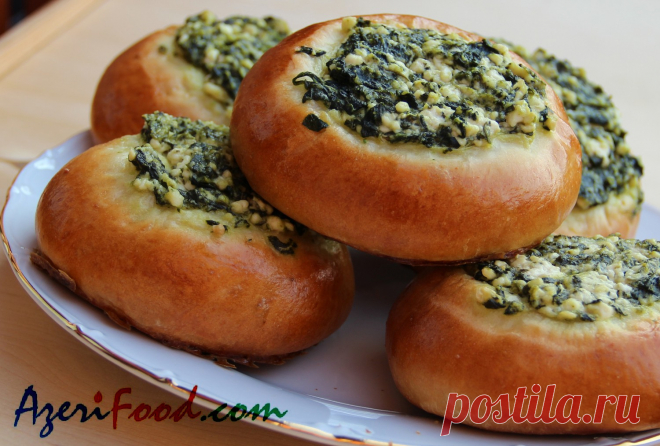 Ватрушки со шпинатом и (козьим) сыром – AzeriFood.Com