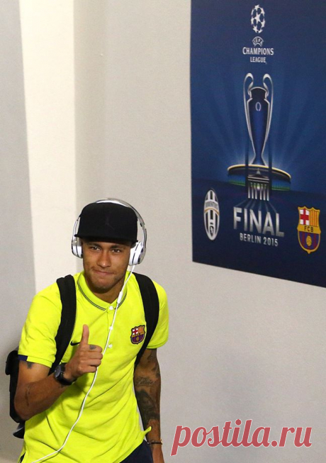 "Барселона" завоевала кубок Лиги чемпионов - Чемпионат