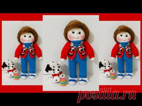 Как сделать маленькую куколку из носков