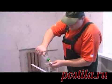 НАКЛЕИВАНИЕ ПОТОЛОЧНОГО ПЛИНТУСА..