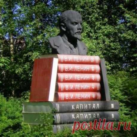 15 самых странных памятников Ленину со всего света / Назад в СССР / Back in USSR