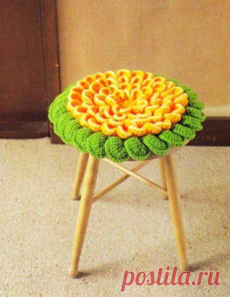 ЧЕХОЛЬЧИКИ НА ТАБУРЕТЫ