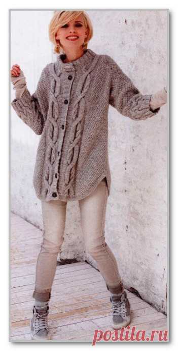Однотонное молодежное пальто спицами. Вязаные пальто спицами схемы бесплатно | Домоводство для всей семьи.