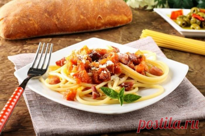 Спагетти «Аматричана» с беконом и сыром - рецепт с фото / Простые рецепты