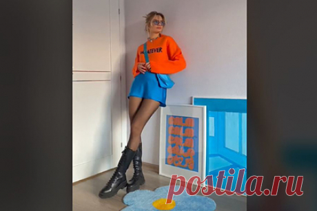 Зимний образ с капроновыми колготками от модного бренда вывел из себя россиянок. Российский модный бренд Feelz составил зимний образ из шелкового платья с капроновыми колготками и вывел из себя пользовательниц сети. Зрительницы сочли наряд непрактичным для холодного времени года и принялись критиковать его в комментариях. «У вас зима это +10?», — возмущались они.