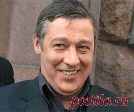 &quot;Смотрю в озера Сирии&quot;: Михаил Ефремов спел песню про Путина